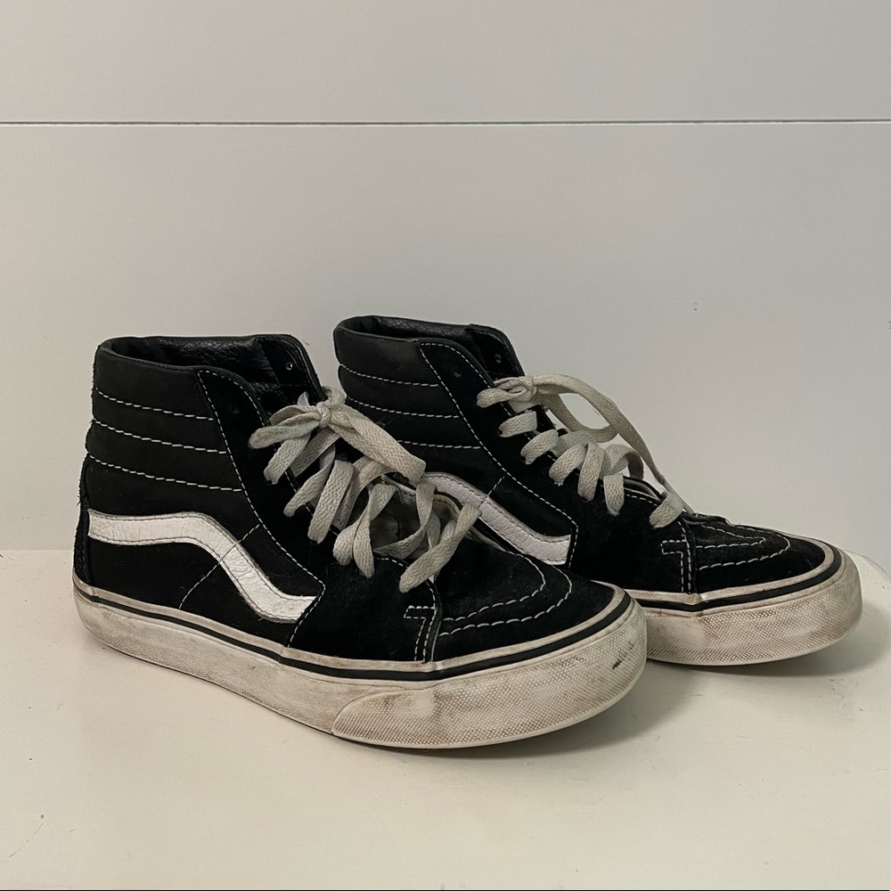Vans Black SK8-Hi Hightop